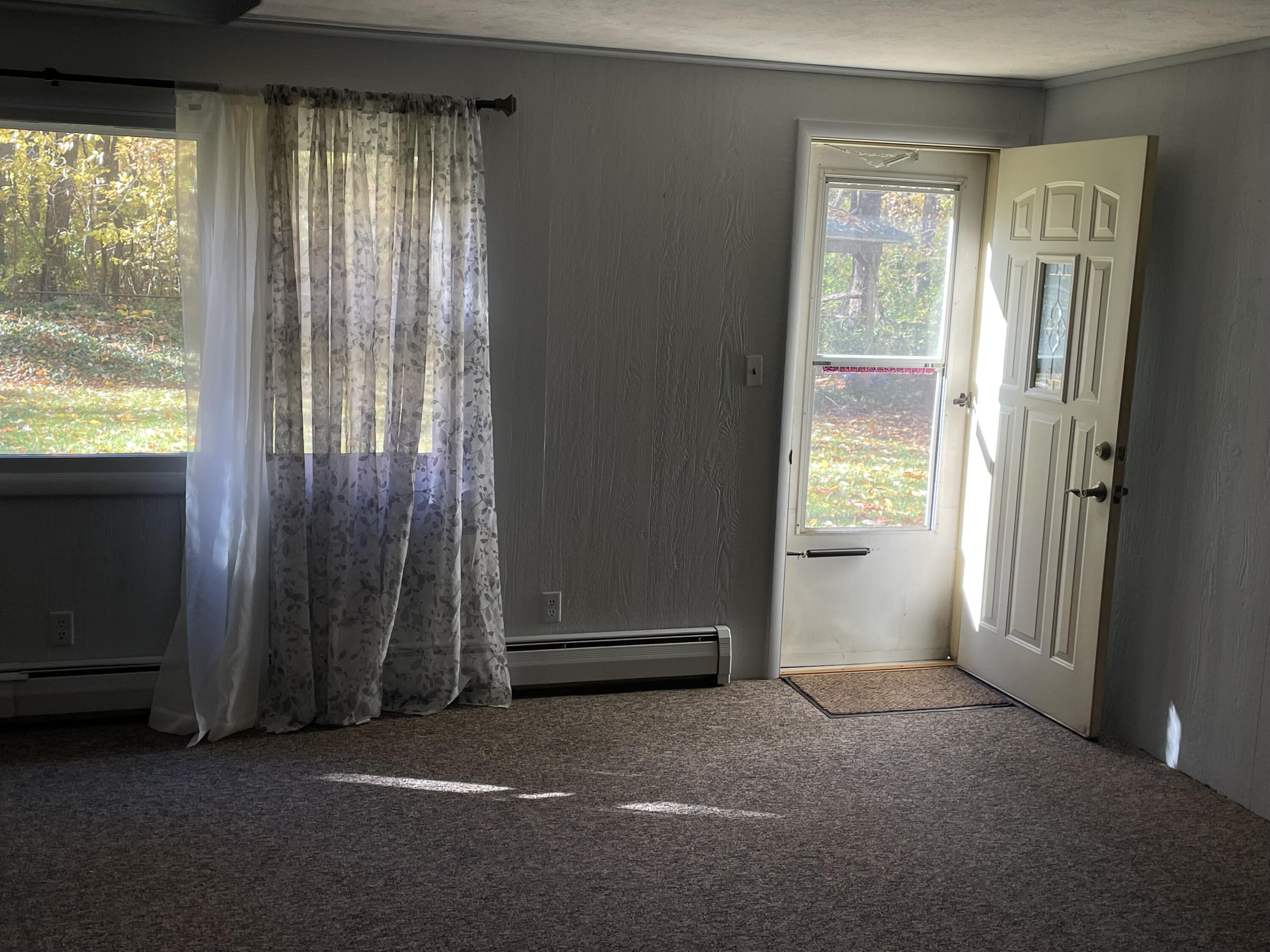 92430 Center Street Dowagiac, MI 49047 - Photo 13 of 26 IMG_2821