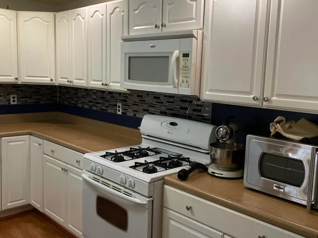 $199,900 | 92430 Center Street, Dowagiac, MI 49047