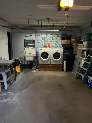 $199,900 | 92430 Center Street, Dowagiac, MI 49047