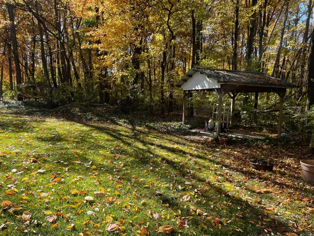 $199,900 | 92430 Center Street, Dowagiac, MI 49047