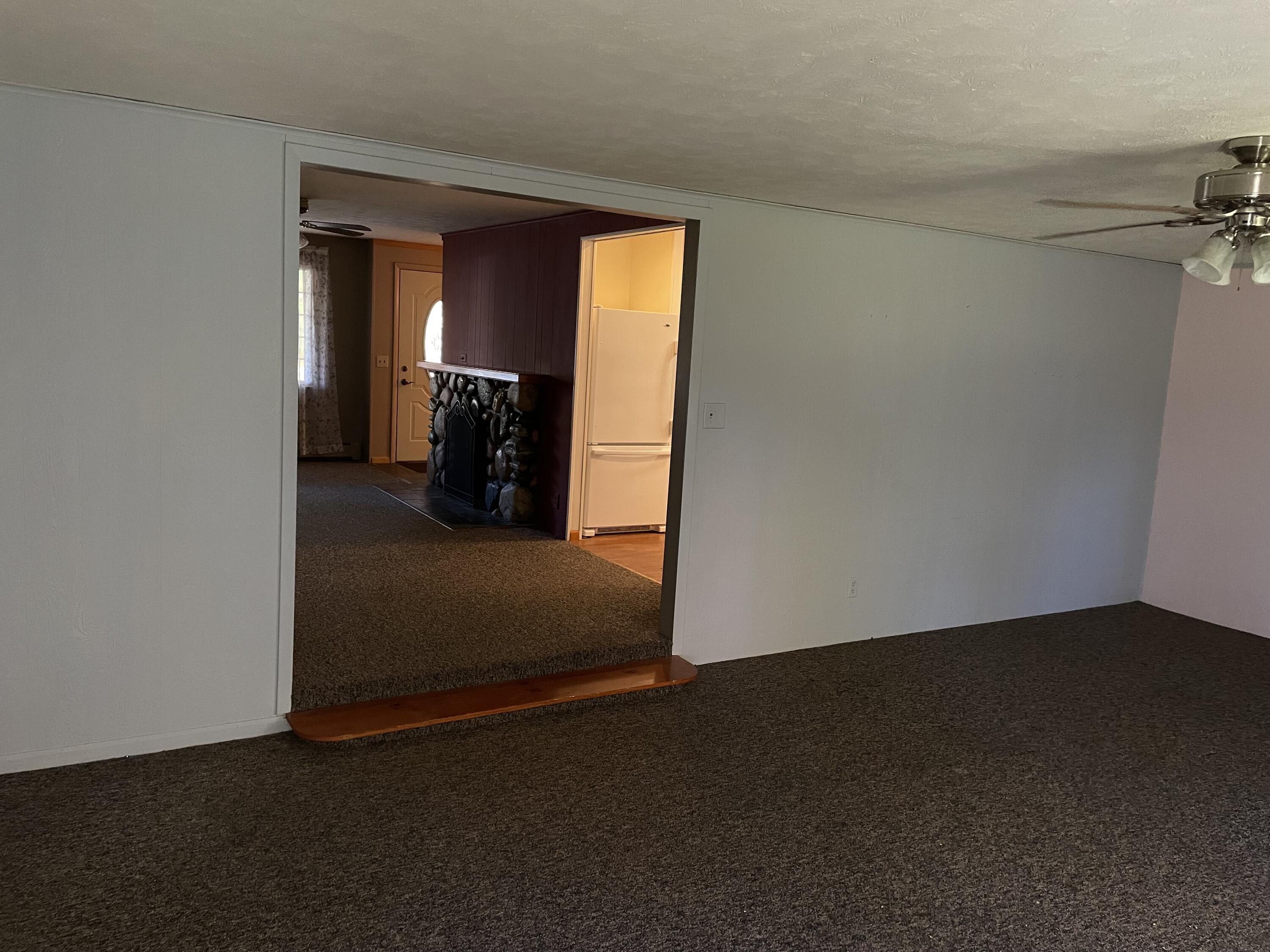 92430 Center Street Dowagiac, MI 49047 - Photo 9 of 26 IMG_2830