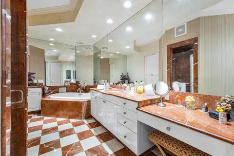 $7,999,999 | 622 North Flagler Drive, Unit 604, West Palm Beach, FL 33401