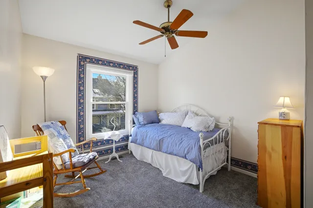 $310,000 | 1511 Queensgreen Court, Naperville, IL 60563