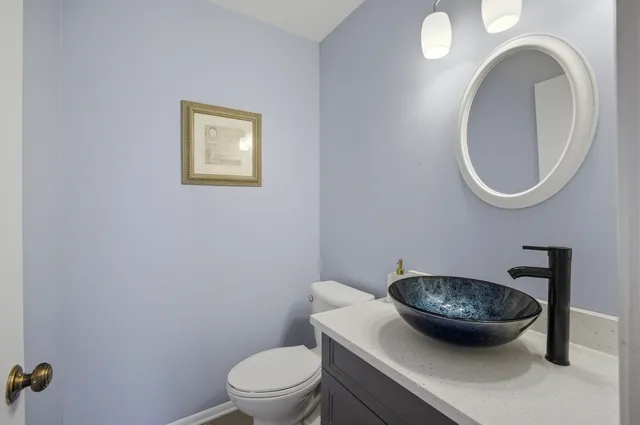 $310,000 | 1511 Queensgreen Court, Naperville, IL 60563