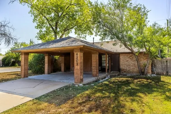 $1,250 | 6201 Berkett Cove, Unit A, Austin, TX 78745