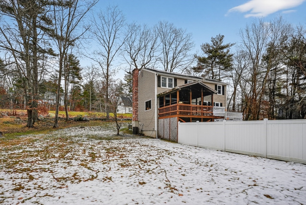 12 Keyes Road Westford, MA 01886 - Photo 3 of 33 Gallery Image 3