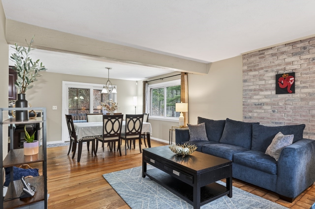 12 Keyes Road Westford, MA 01886 - Photo 7 of 33 Gallery Image 7