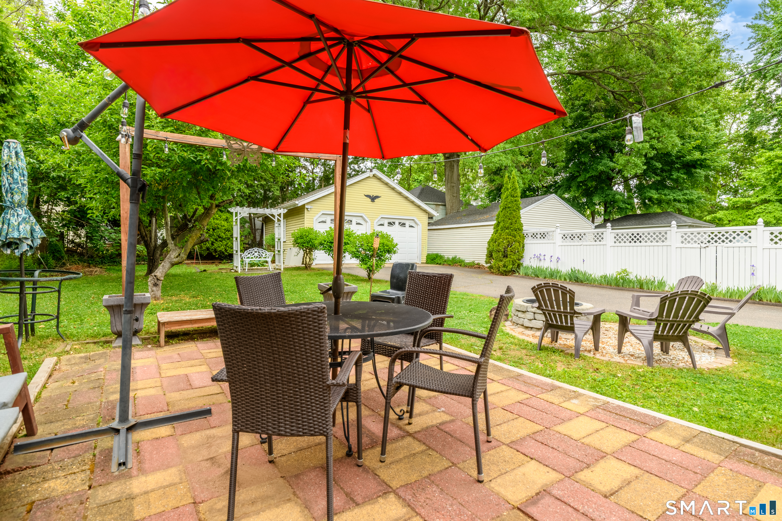 62 Fennbrook Road West Hartford, CT 06119 - Photo 35 of 39