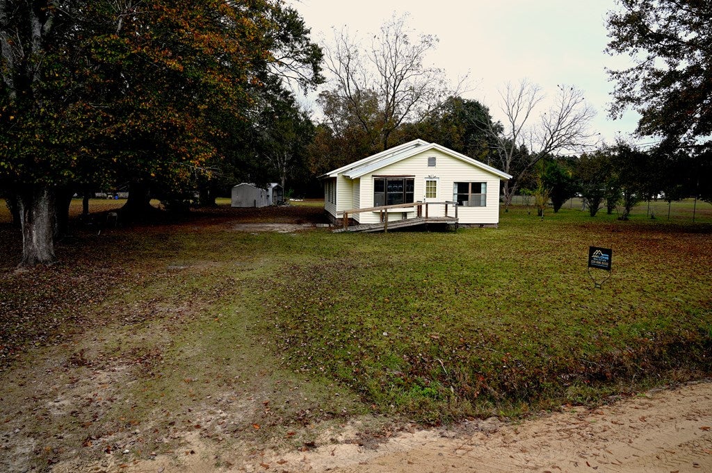 1291 Livingston Road Adel, GA 31620 - Photo 22 of 22 Gallery Image 22