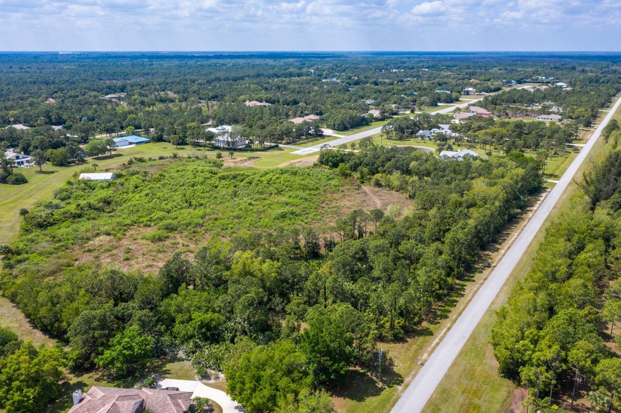 3200 Southeast Downwinds Road Jupiter, FL 33478 - Photo 21 of 28 a view of a city
