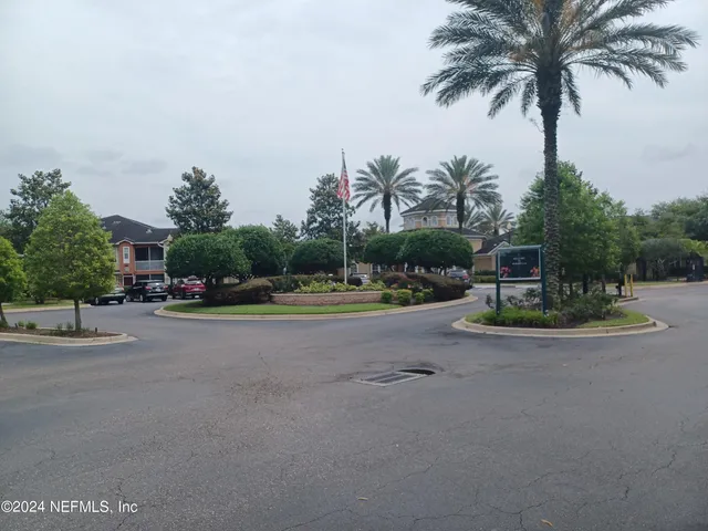$1,475 | 10075 Gate Parkway North, Unit 2406, Jacksonville, FL 32246