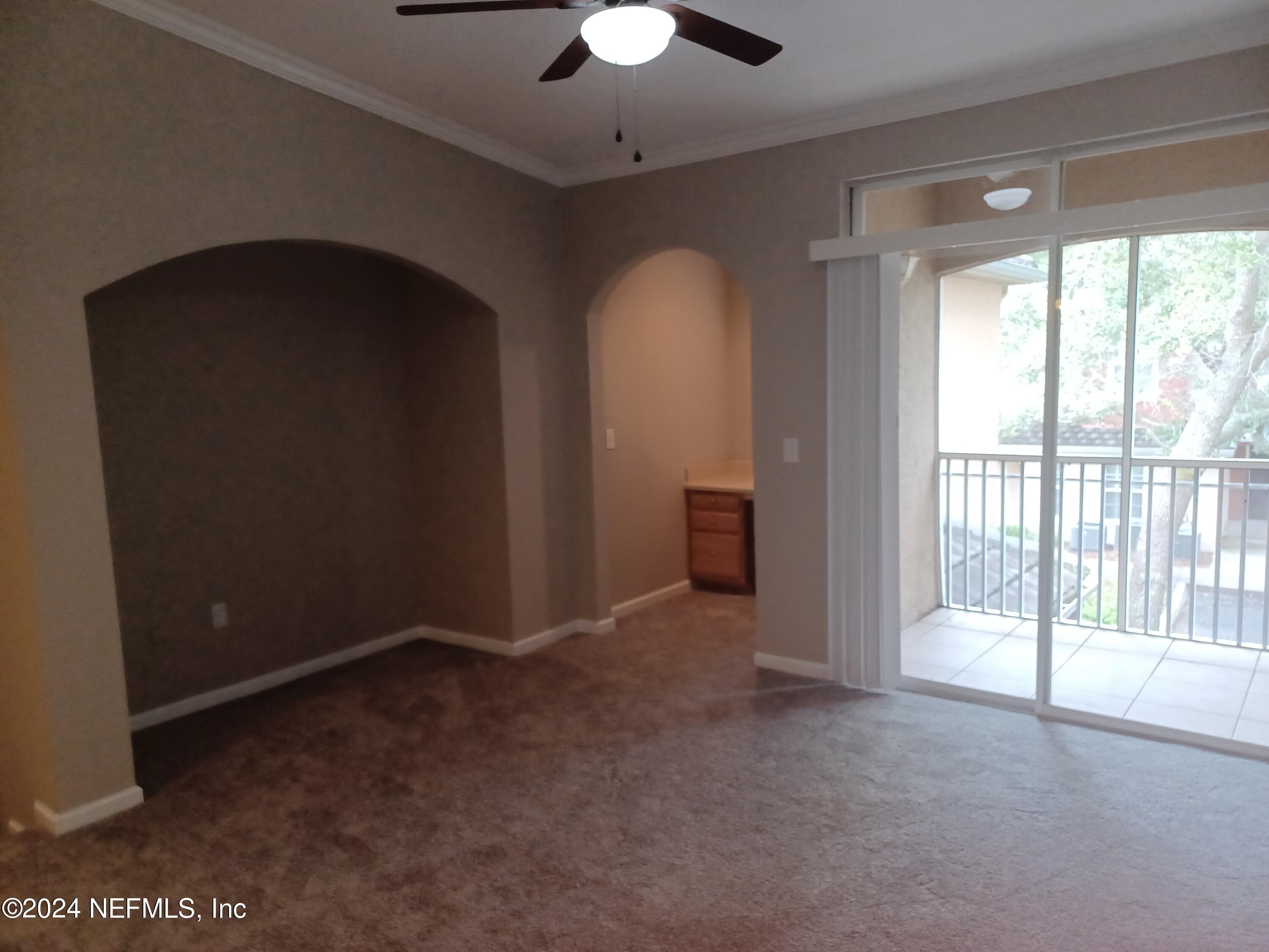 10075 Gate Parkway North, Unit 2406 Jacksonville, FL 32246 - Photo 6 of 25 6 Liv Rm