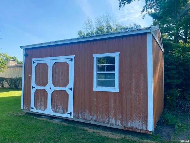 $195,000 | 37 Westfair Drive, Jacksonville, IL 62650