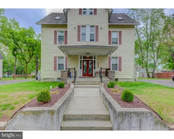 $1,400 | 239 Vine Street, Unit 8, Delanco, NJ 08075