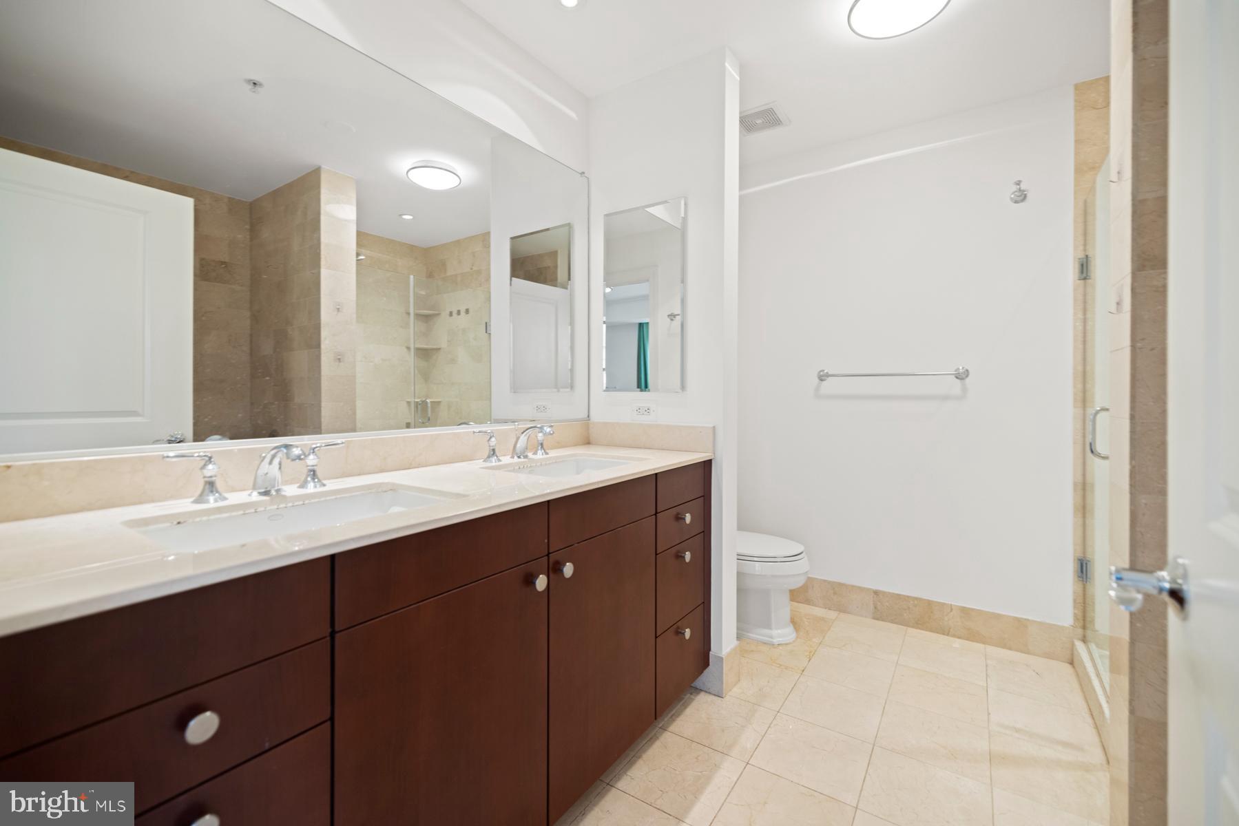 2425 L Street Northwest, Unit 436 Washington, DC 20037 - Photo 21 of 38