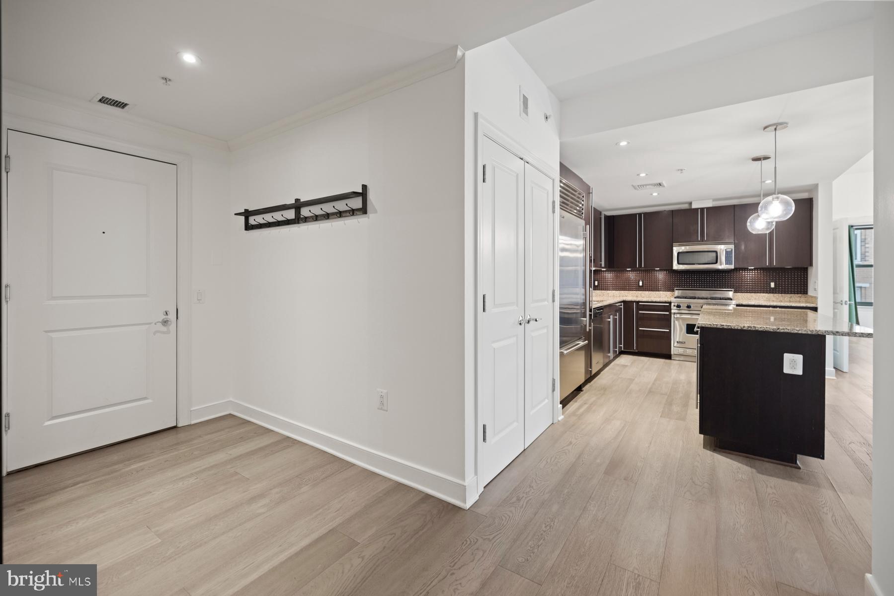 2425 L Street Northwest, Unit 436 Washington, DC 20037 - Photo 3 of 38