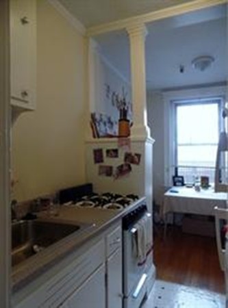 122 Riverway, Unit 17 Boston, MA 02215 - Photo 5 of 6