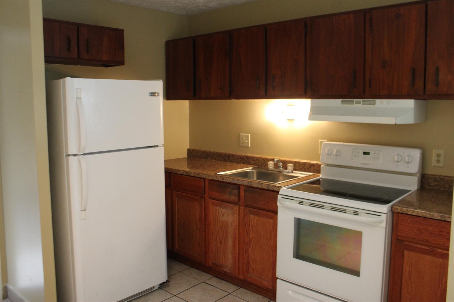 2577 West Galbraith Road, Unit 4 Cincinnati, OH 45239 - Photo 8 of 18