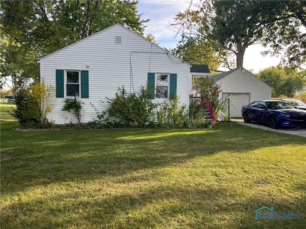 5906 Cedar Point Road Oregon, OH 43616 - Photo 2 of 26 Gallery Image 2
