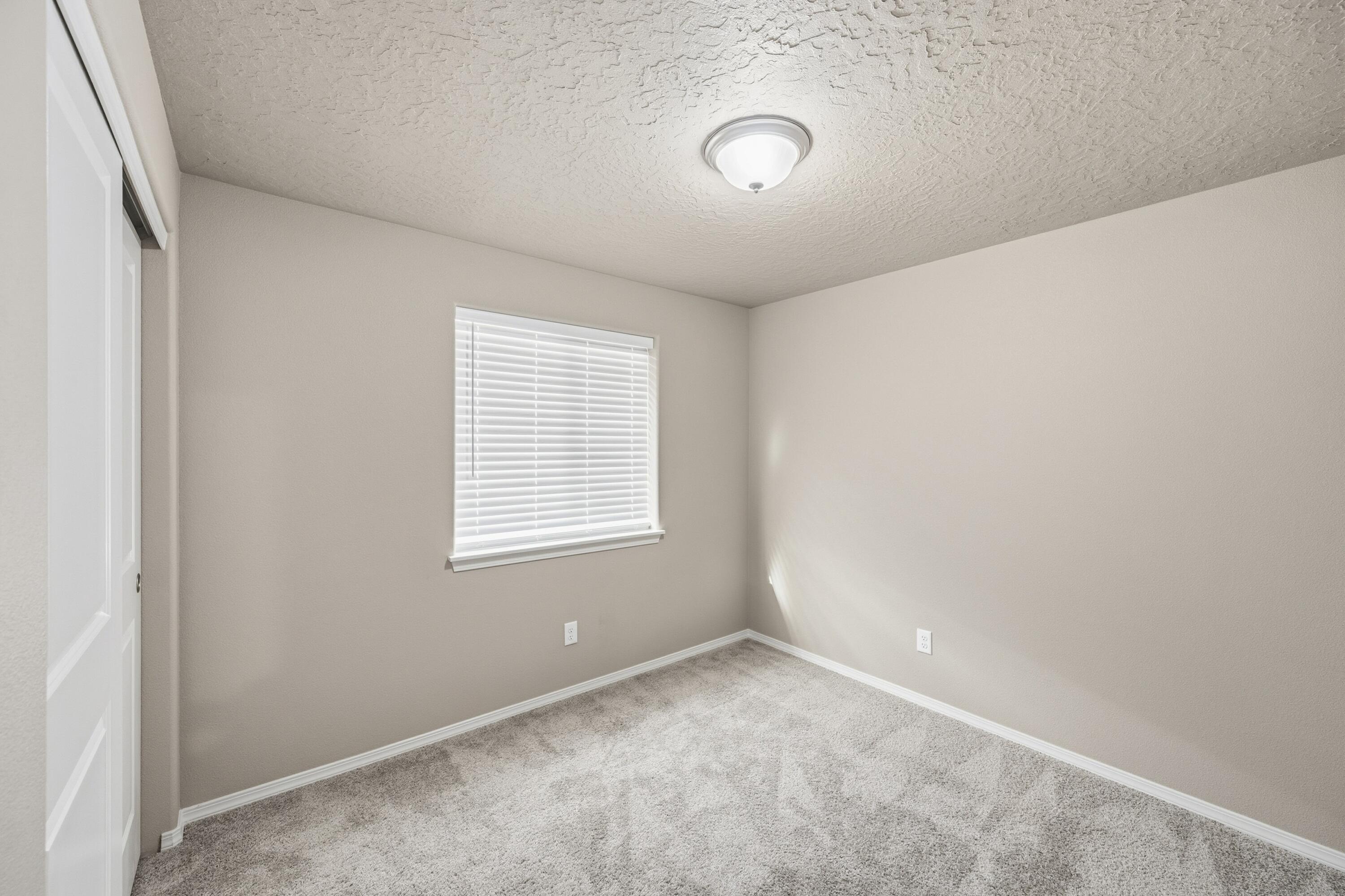 1915 Southwest 23rd Street Redmond, OR 97756 - Photo 20 of 22