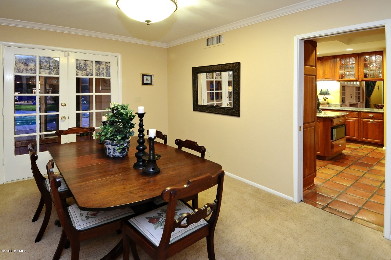 8738 North 55th Place Paradise Valley, AZ 85253 - Photo 10 of 25 Formal Dining Room