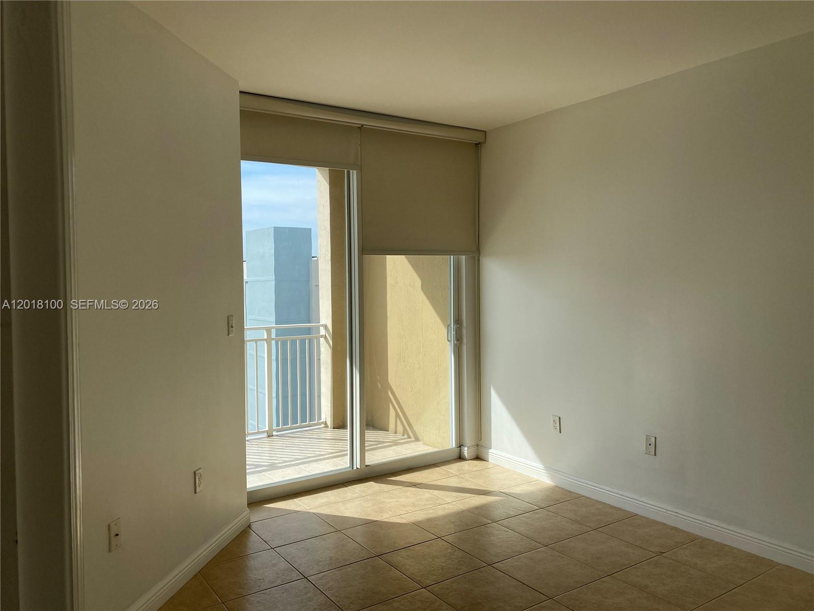 2425 Southwest 27th Avenue, Unit 1008 Miami, FL 33145 - Photo 7 of 20 a view of an empty room
