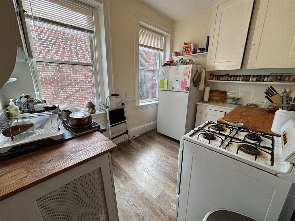 7 Grove Street, Unit 11 Boston, MA 02114 - Photo 6 of 15