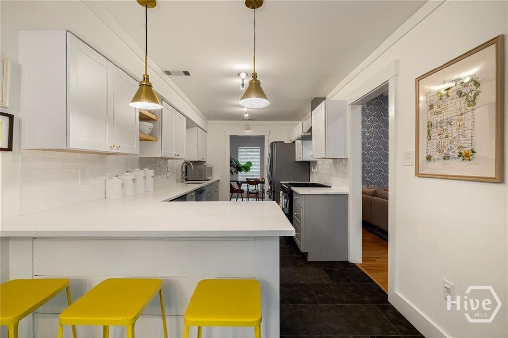 503 Stuart Court Savannah, GA 31405 - Photo 15 of 47