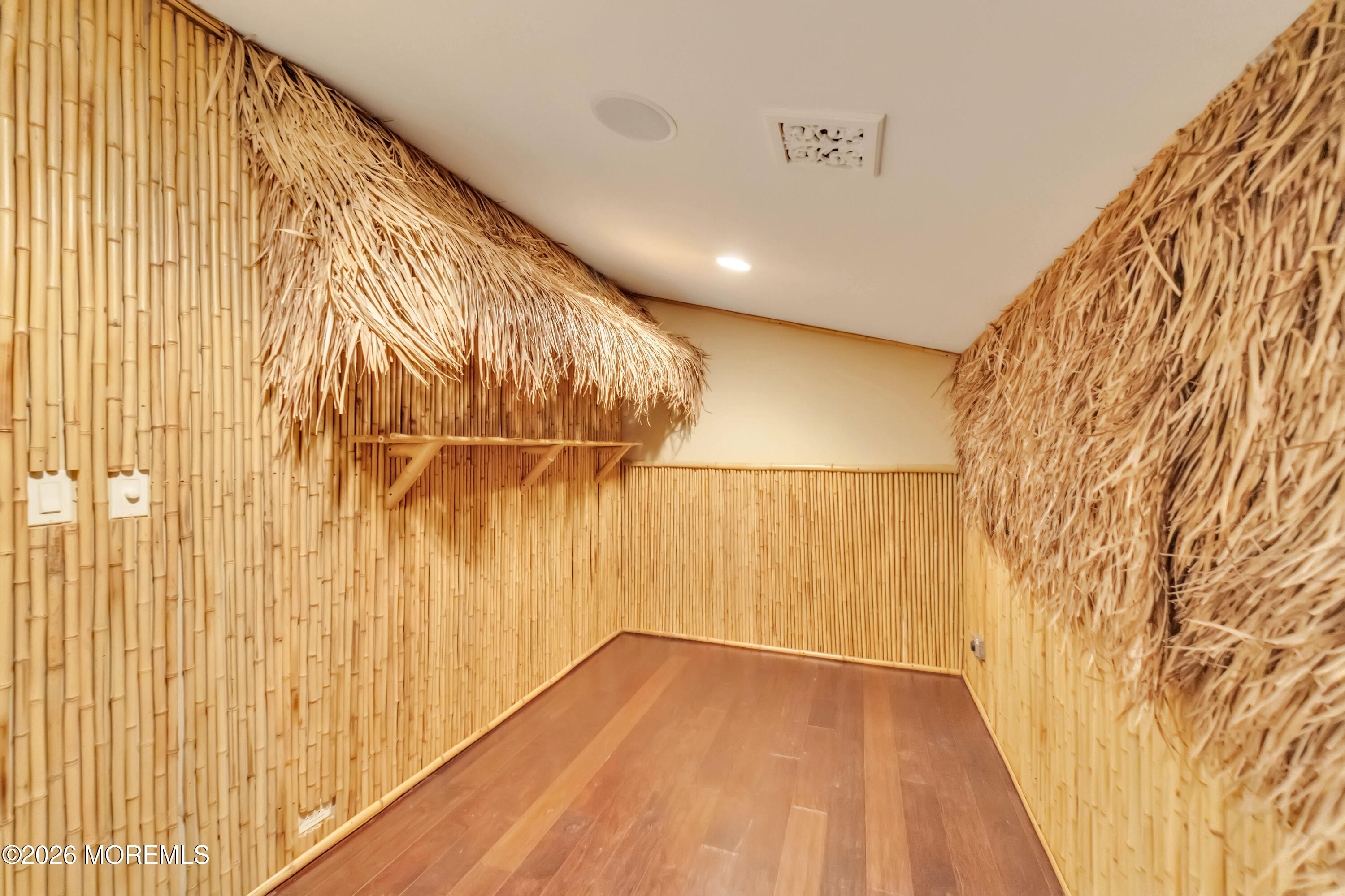 152 Bucks Mill Road Colts Neck, NJ 07722 - Photo 37 of 81 tanning saln