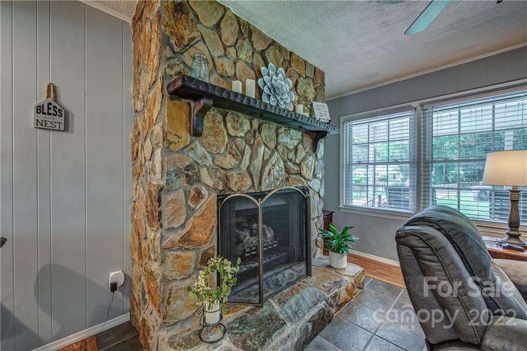 508 Ike Lynch Road Dallas, NC 28034 - Photo 7 of 19 Gallery Image 7
