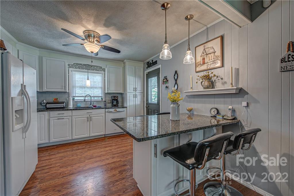 508 Ike Lynch Road Dallas, NC 28034 - Photo 8 of 19 Gallery Image 8