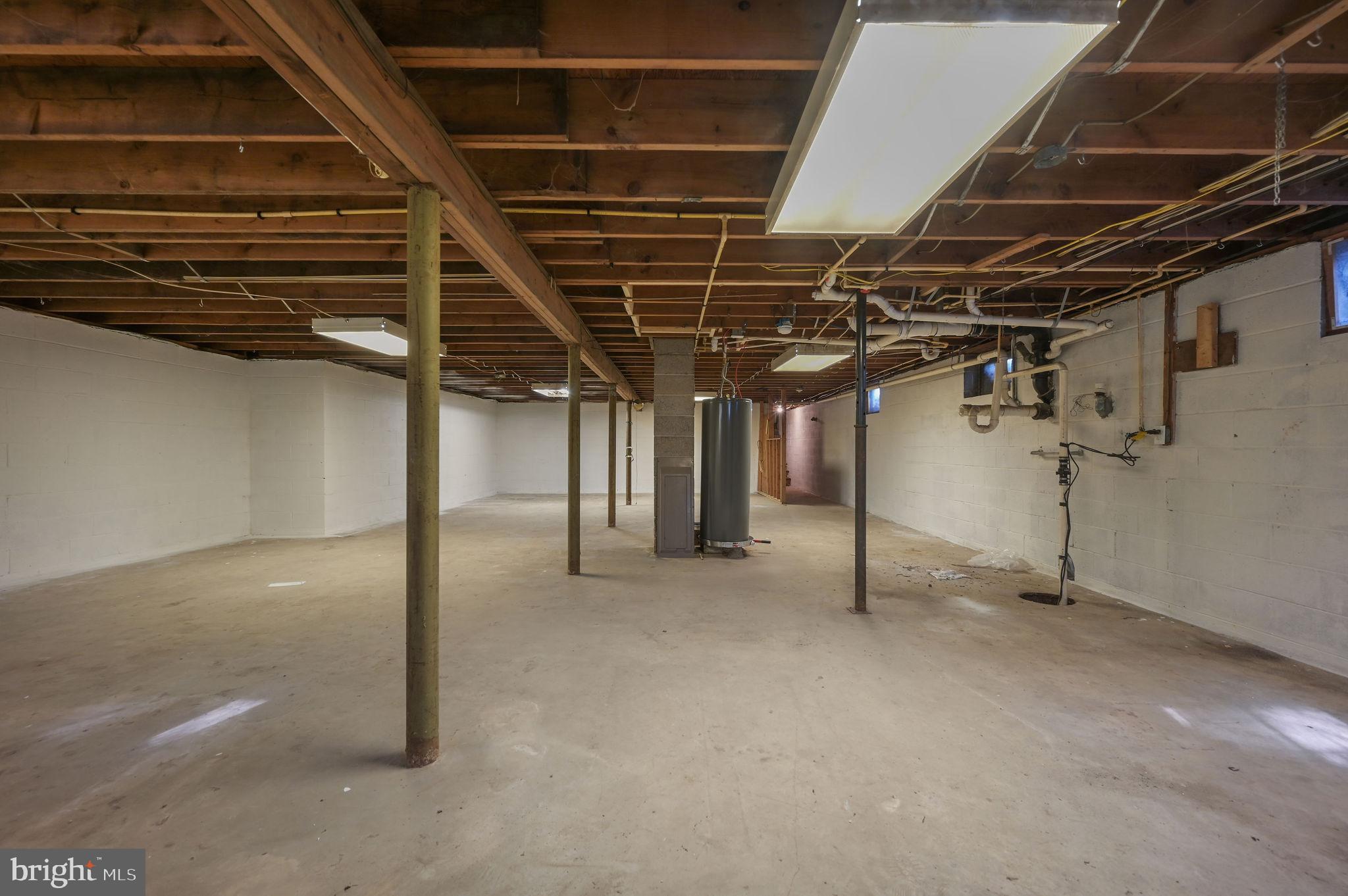 201 North Old Mill Road Dover, DE 19901 - Photo 24 of 27 a view of empty room with wooden walls