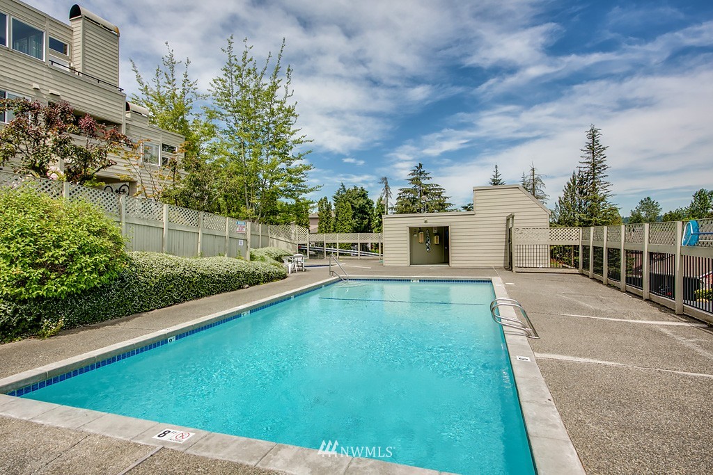 7423 Old Redmond Road, Unit 201 Redmond, WA 98052 - Photo 17 of 17 Gallery Image 17