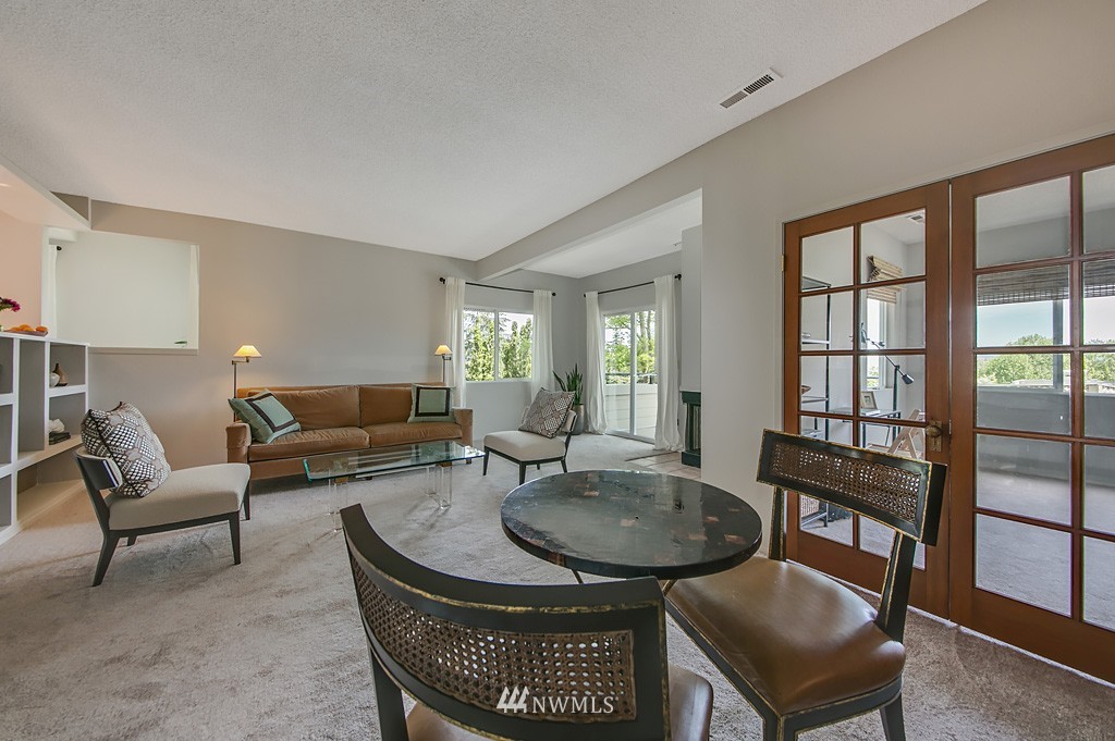 7423 Old Redmond Road, Unit 201 Redmond, WA 98052 - Photo 3 of 17 Gallery Image 3