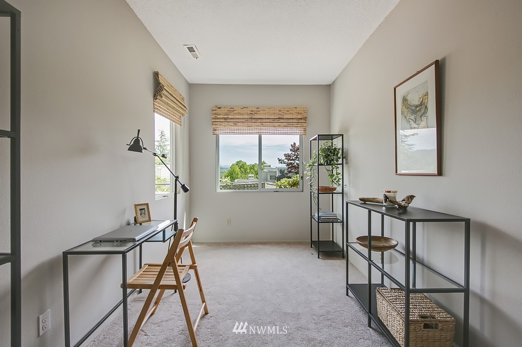 7423 Old Redmond Road, Unit 201 Redmond, WA 98052 - Photo 4 of 17 Gallery Image 4