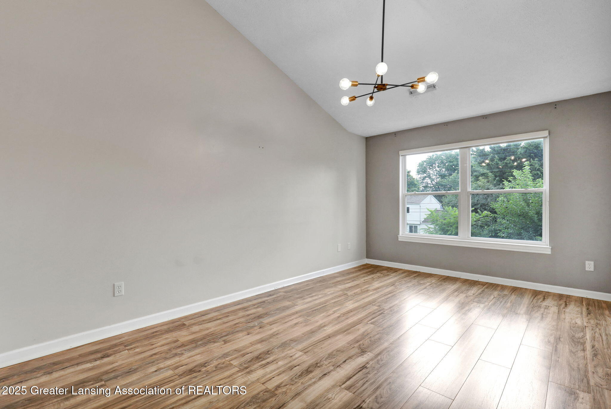 1333 Coolidge Road East Lansing, MI 48823 - Photo 16 of 29 14-web-or-mls-Open Ended Media-13