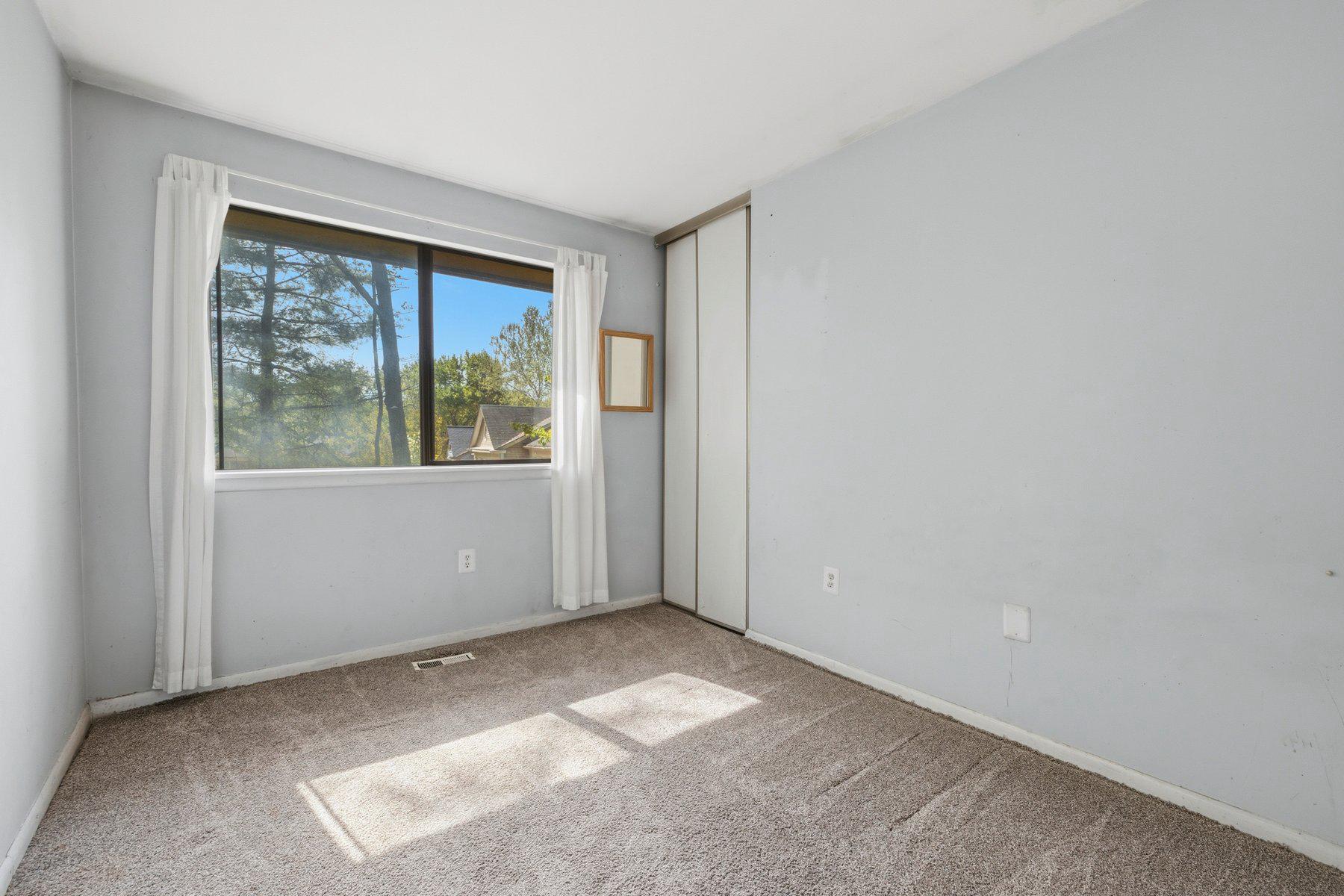 10669 Spring Oak Court Burke, VA 22015 - Photo 16 of 30 Bedroom