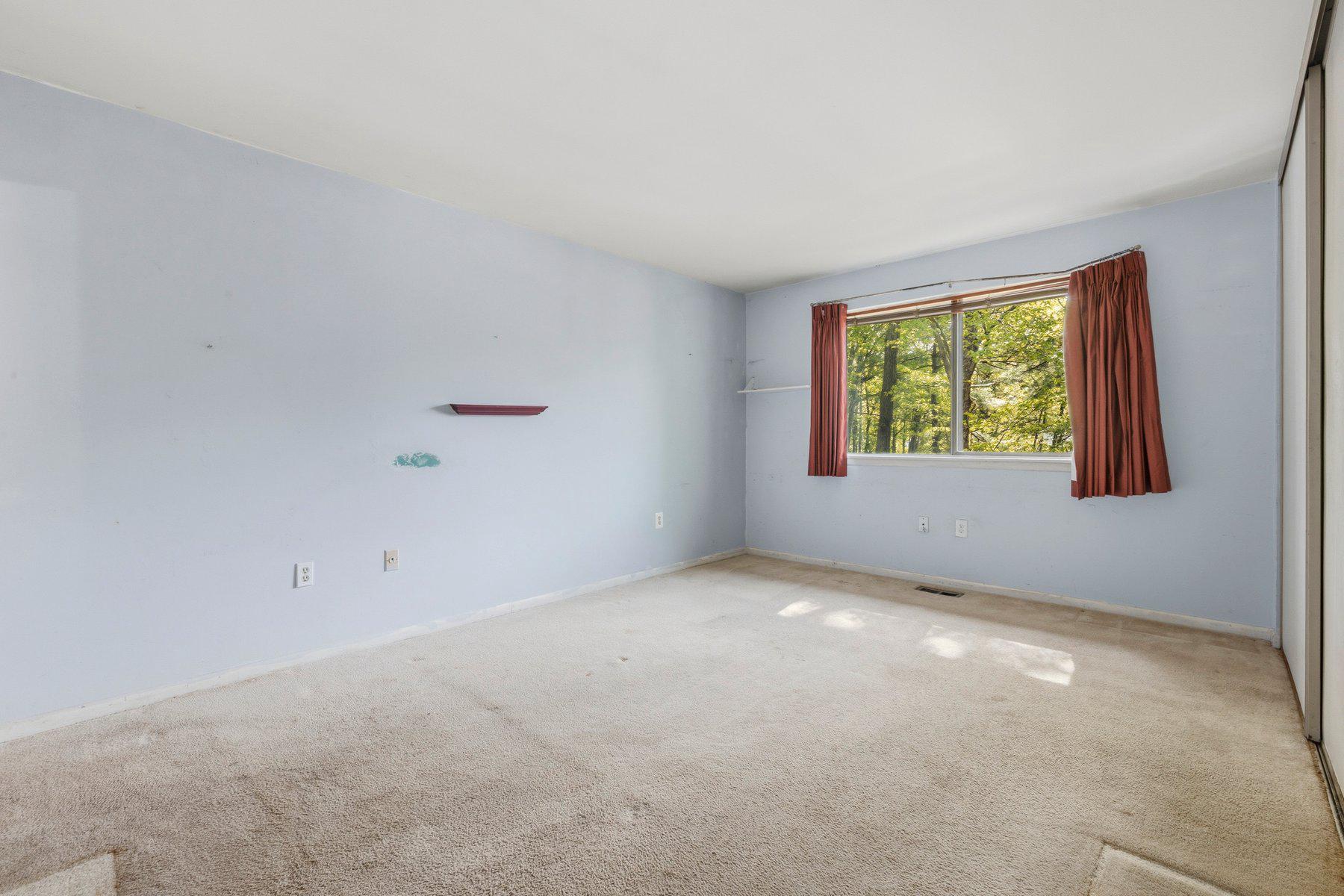 10669 Spring Oak Court Burke, VA 22015 - Photo 20 of 30 Bedroom