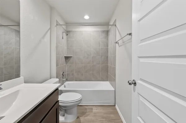 $2,399 | 1606 Bear Spring Drive, Richmond, TX 77469