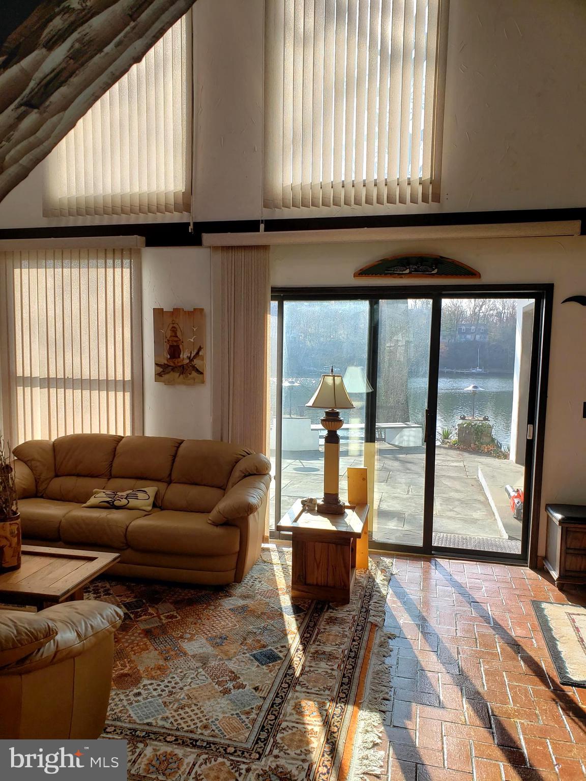 603 Delmar Road Edgewater, MD 21037 - Photo 19 of 43 Living room