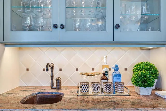 $3,995,000 | 1315 West Dry Creek Road, Healdsburg, CA 95448