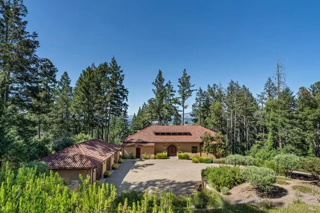 $3,995,000 | 1315 West Dry Creek Road, Healdsburg, CA 95448