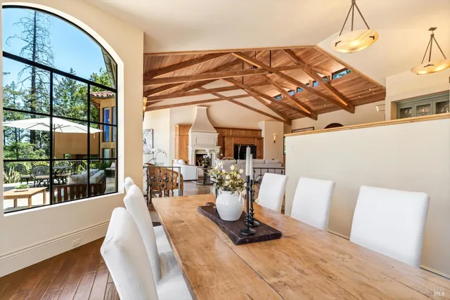 $3,995,000 | 1315 West Dry Creek Road, Healdsburg, CA 95448