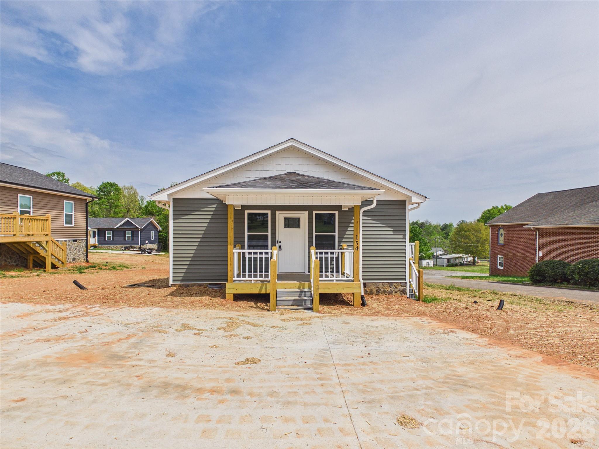 154 Duke Street Granite Falls, NC 28630 - Photo 1 of 21