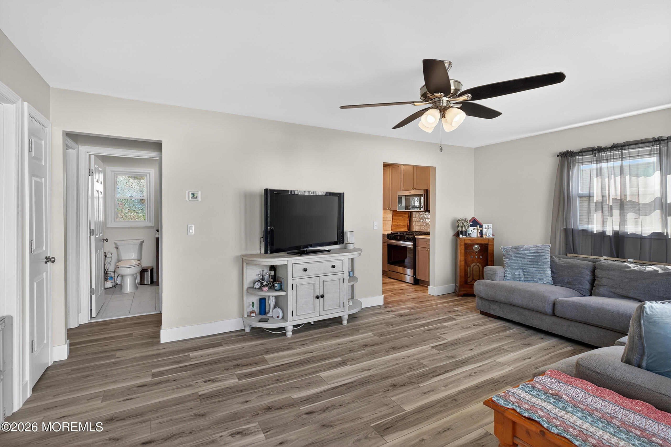 553 Lloyd Road Toms River, NJ 08753 - Photo 9 of 43 DSC00873