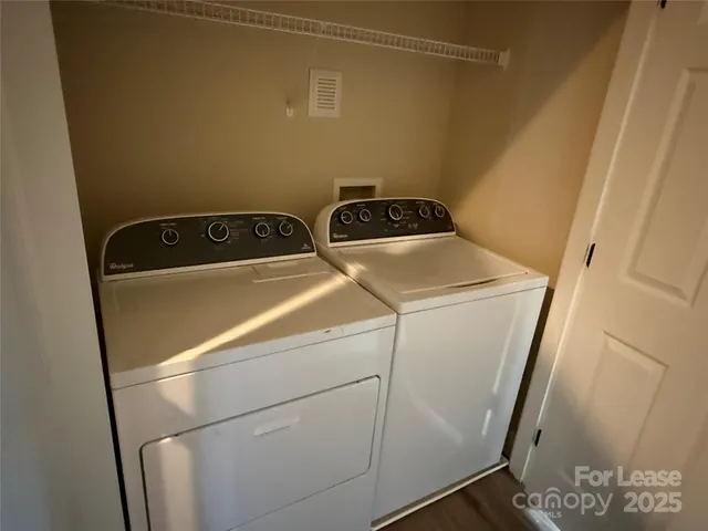 a close up view of washer and dryer
