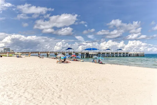 $3,400 | 2605 Bay Drive, Pompano Beach, FL 33062