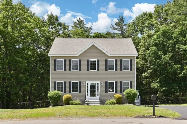 $649,900 | 3 Poe Circle, Tyngsborough, MA 01879