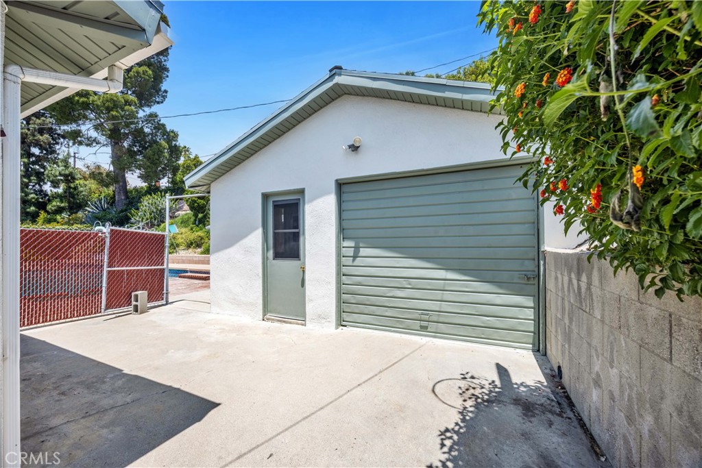 8635 Rudnick Avenue West Hills, CA 91304 - Photo 38 of 39 Detached Workshop - Possible ADU?