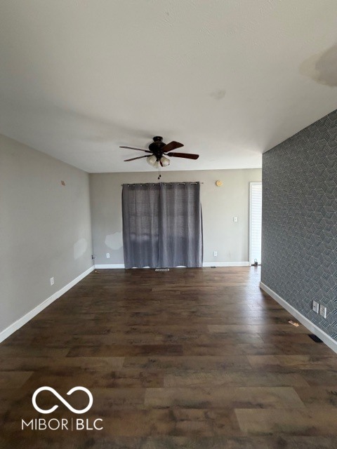 4651 Maplelawn Drive Columbus, IN 47203 - Photo 5 of 17